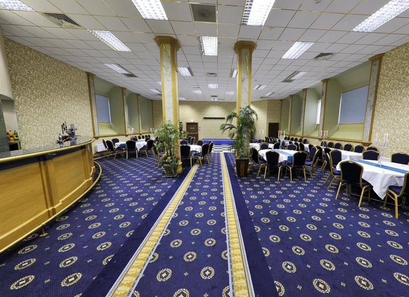 Banquet hall Photo