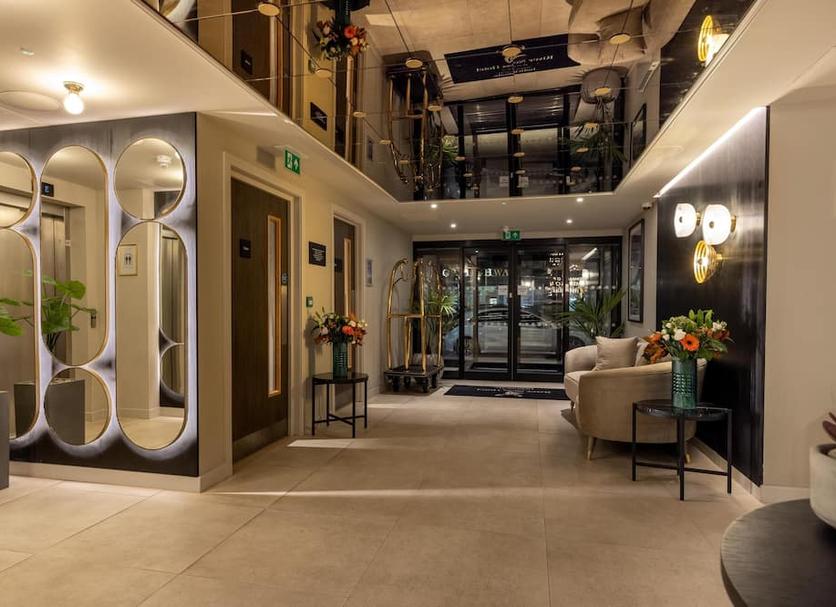 Lobby Photo