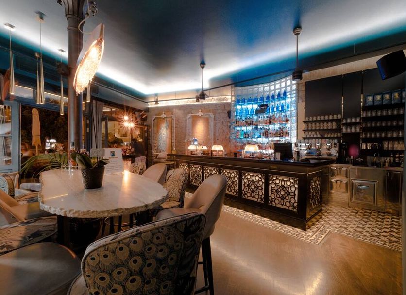 Bar Photo