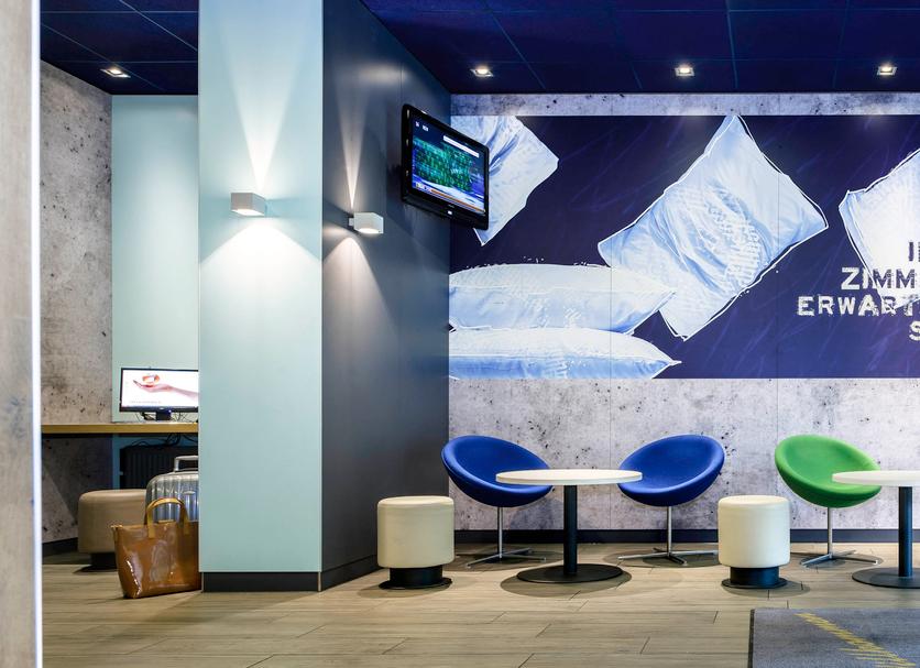 Lounge Photo