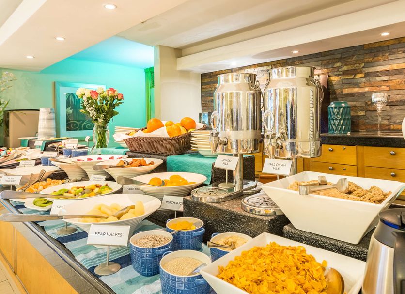 Buffet Photo