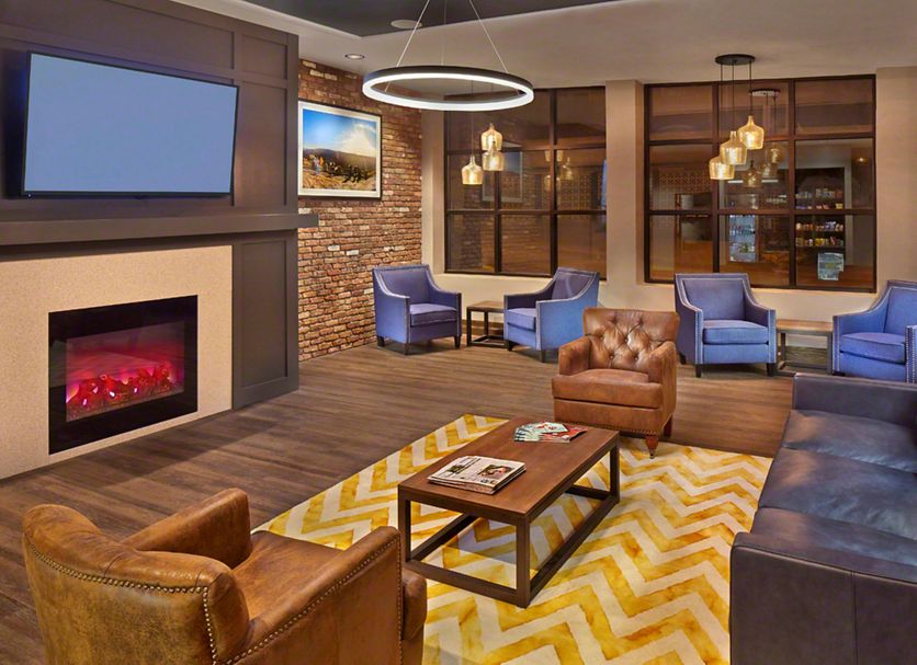 Lounge Photo