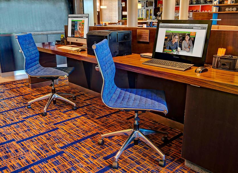 Business centre Photo