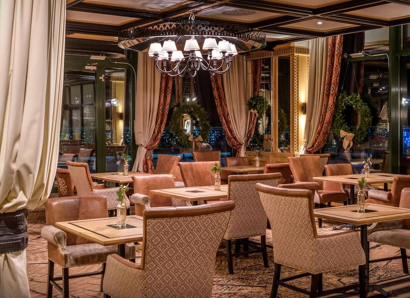 Restaurant Photo