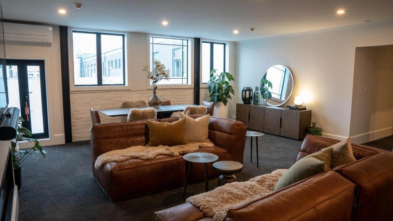 Laneway Apartments