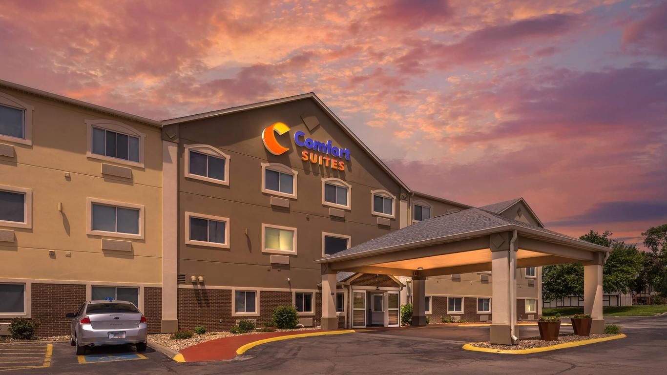 Comfort Suites