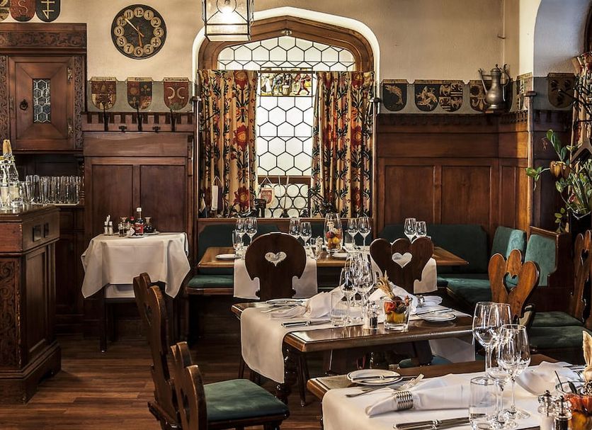 Restaurant Photo
