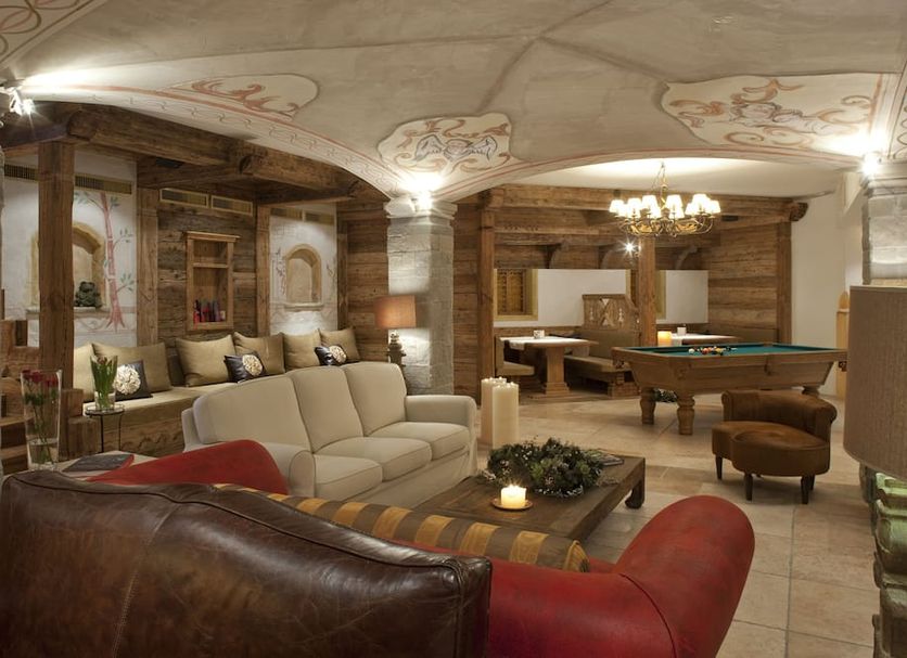 Lounge Photo
