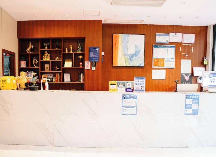 Front desk Photo
