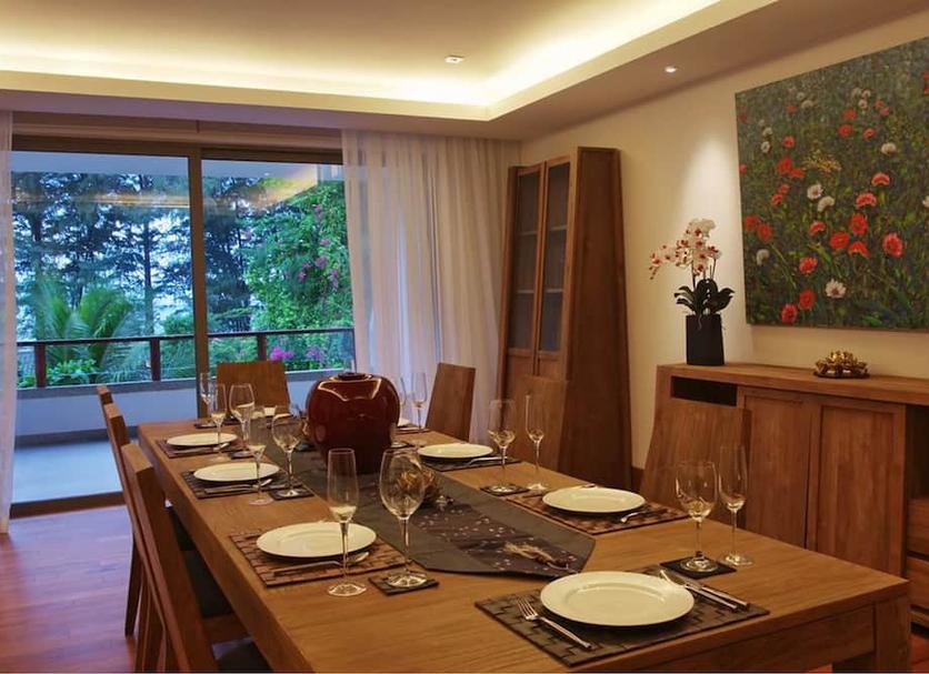 Dining room Photo