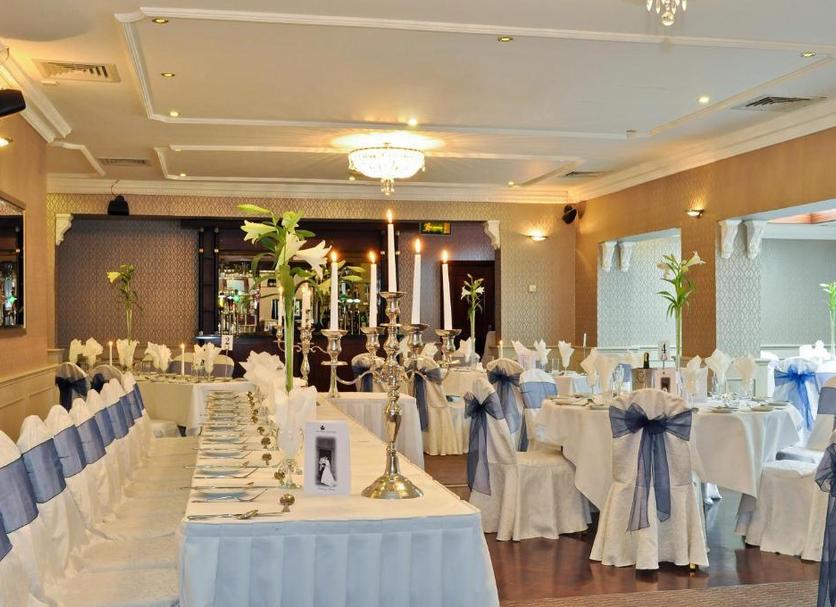 Banquet hall Photo