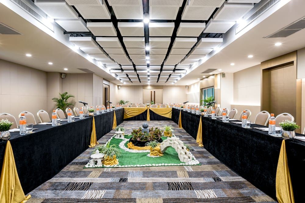 Banquet hall