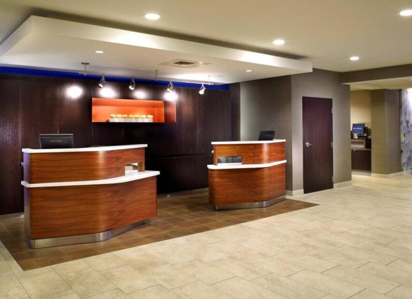 Front desk Photo