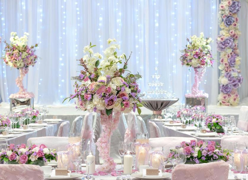 Banquet hall Photo