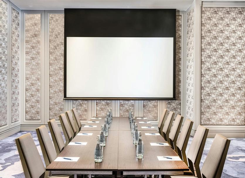 Conference room Photo