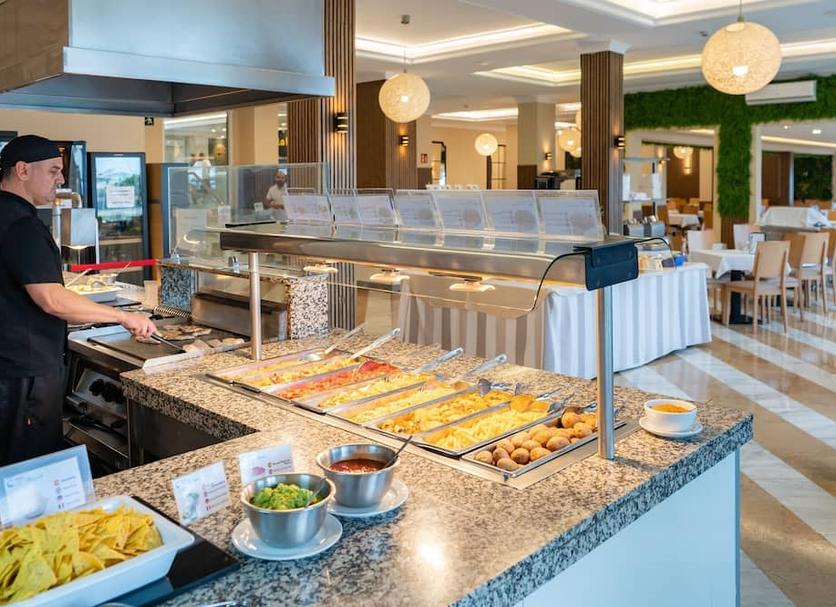 Buffet Photo