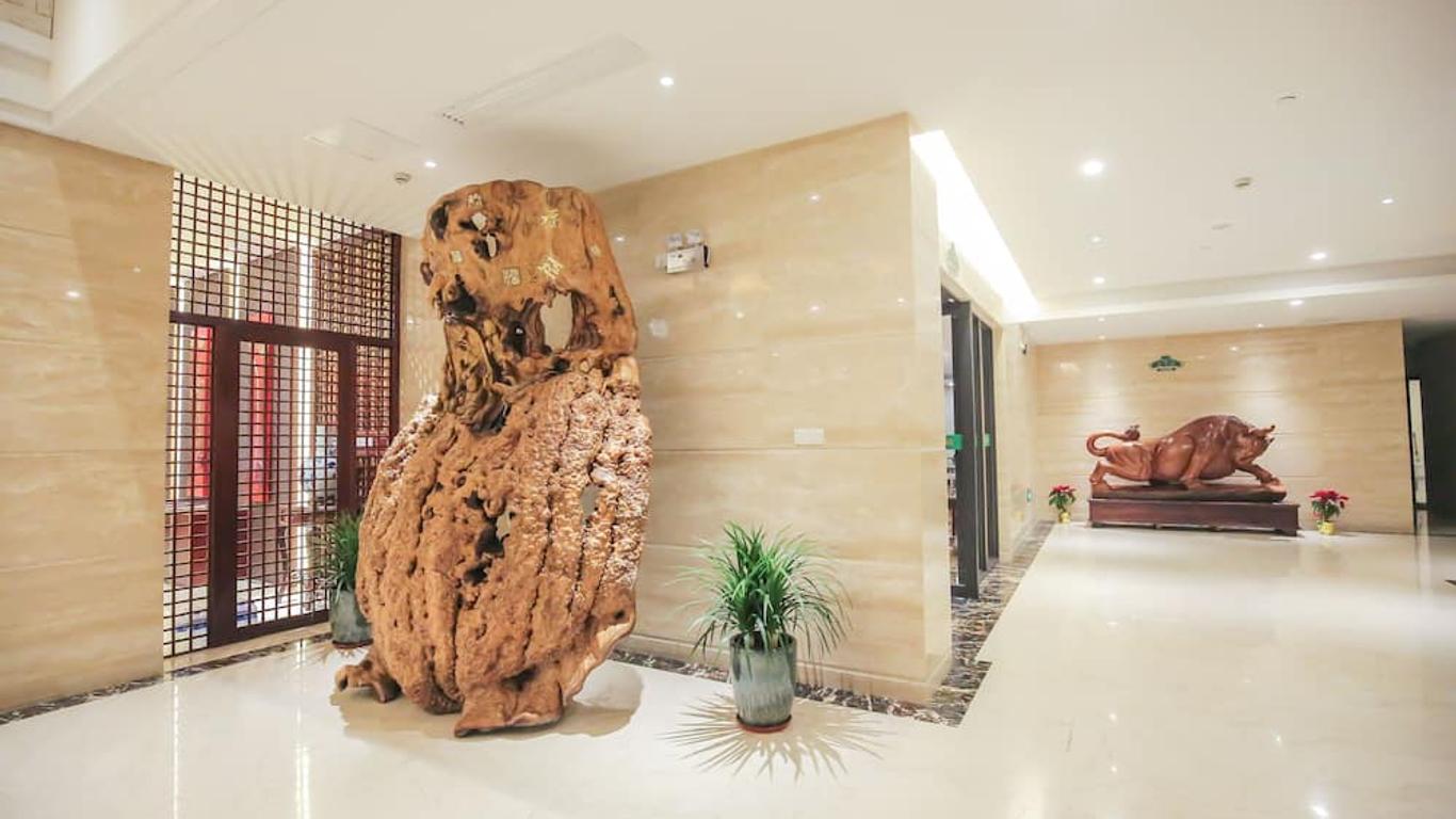 New Knight Royal Hotel Airport And Inter