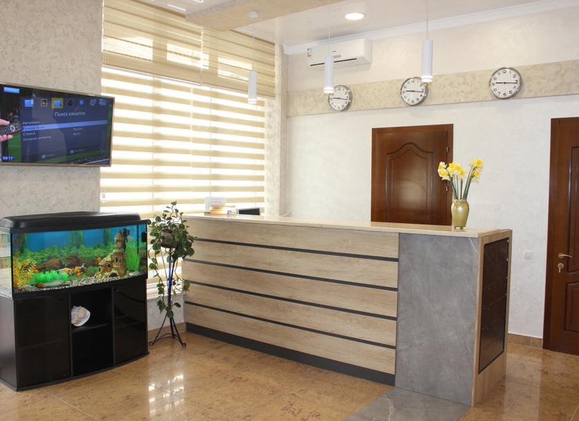 Front desk Photo