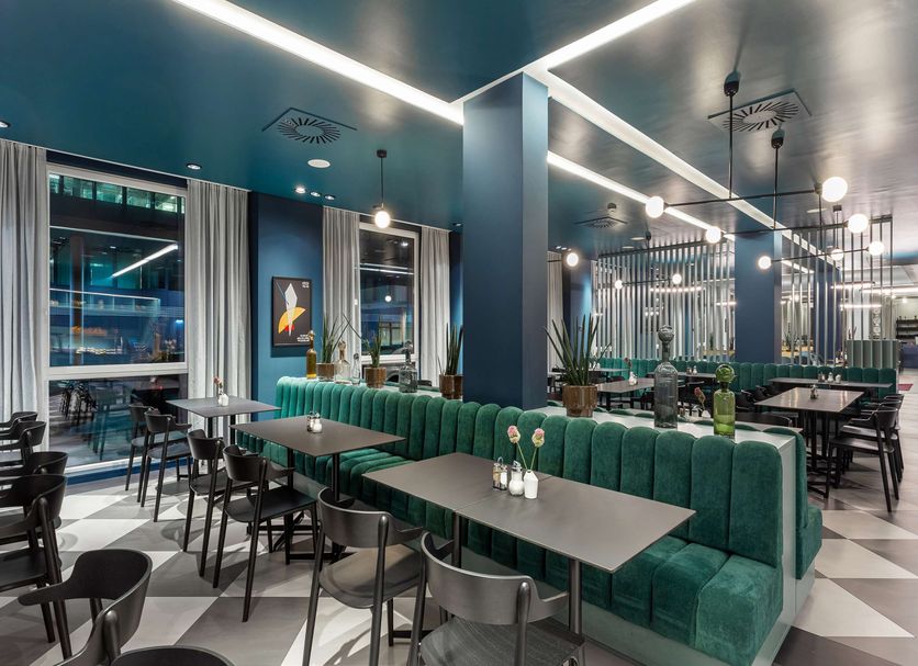 Restaurant Photo