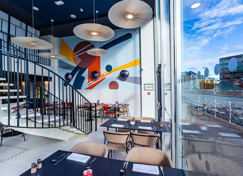 Restaurant Photo