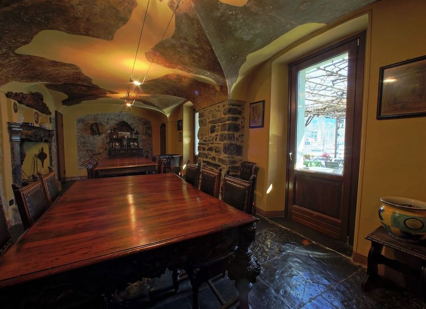 Dining room Photo