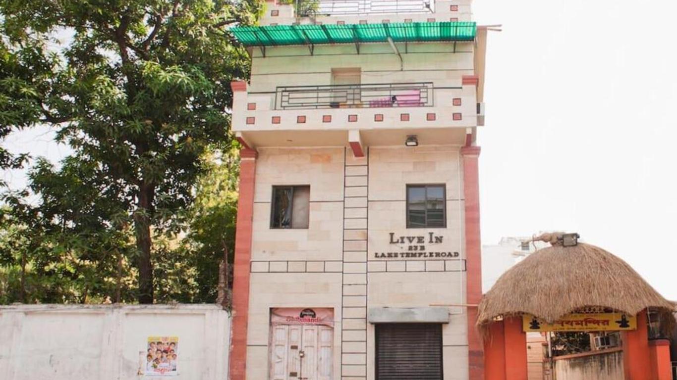 Live In Service Apartment