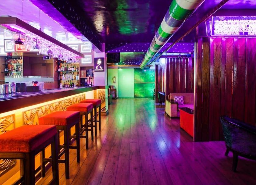 Bar Photo