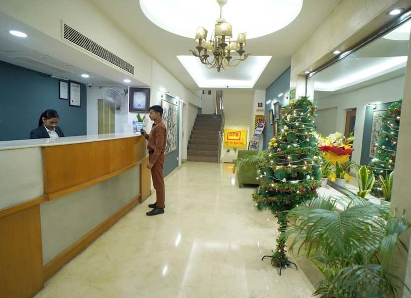 Front desk Photo