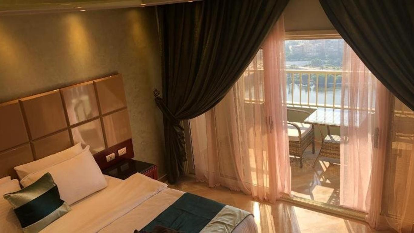 Nile Season Hotel