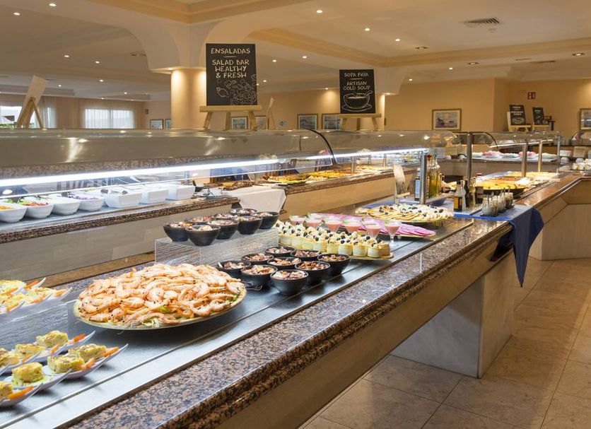 Buffet Photo