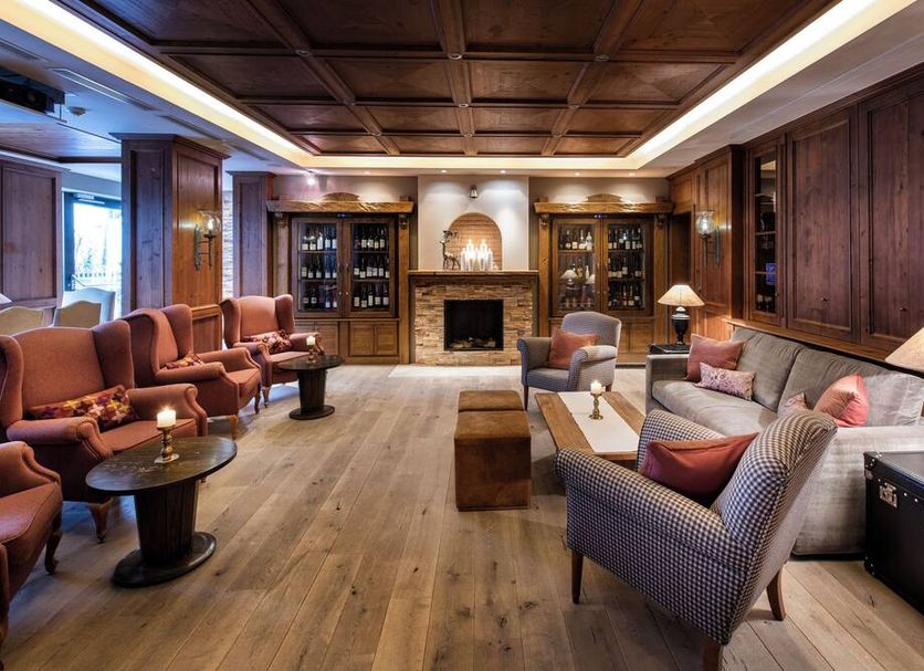 Lounge Photo