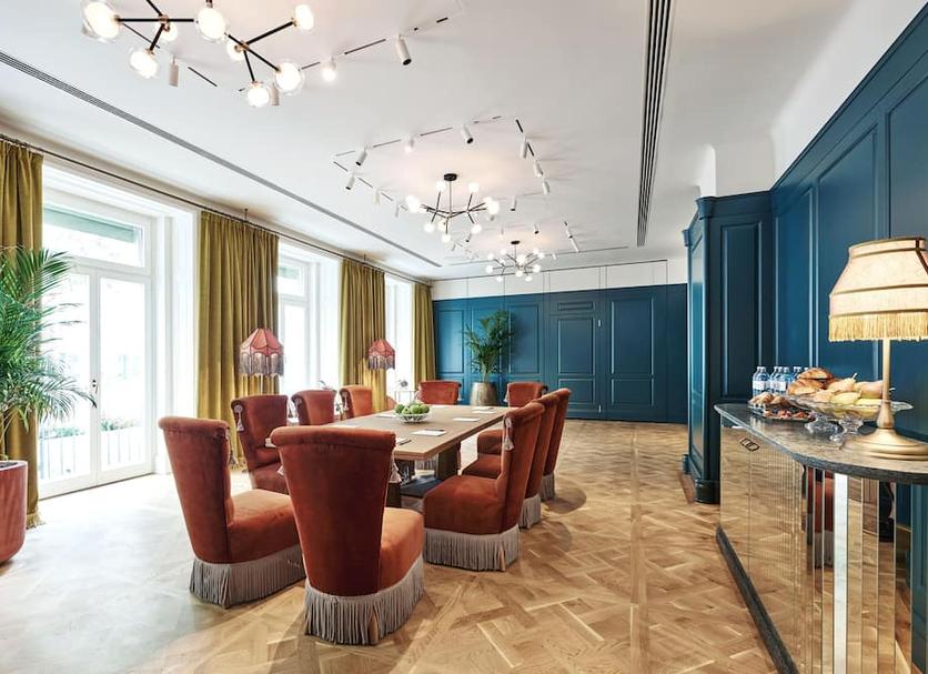 Dining room Photo