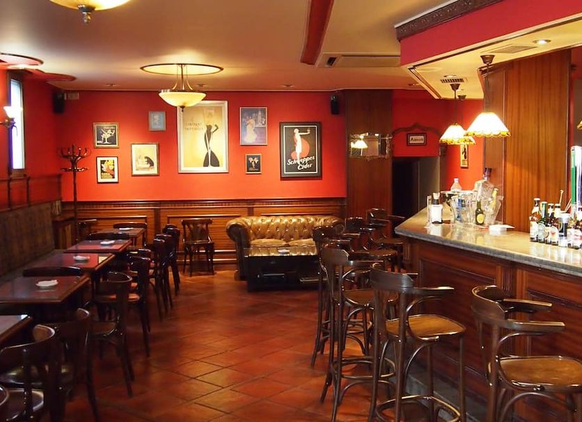 Bar Photo