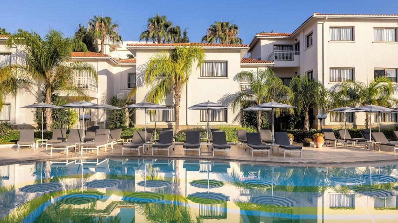 King Jason Paphos - Designed for Adults by Louis Hotels