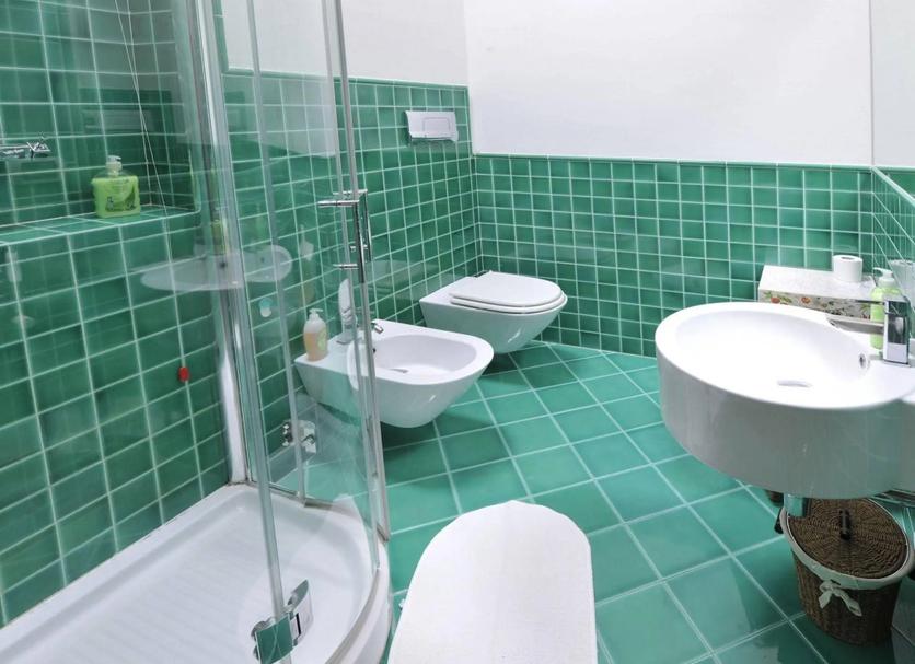 Bathroom Photo