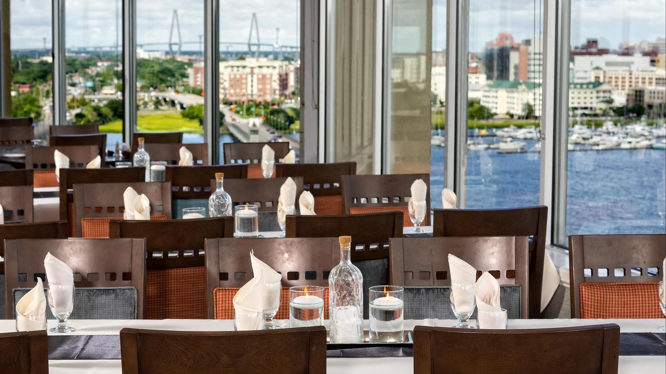 Holiday Inn Charleston-Riverview By IHG