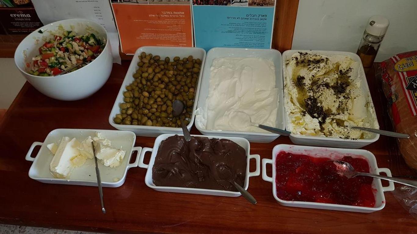 Arava Hostel