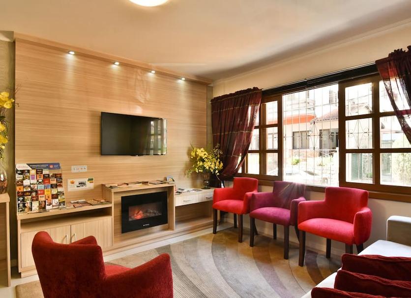 Lounge Photo