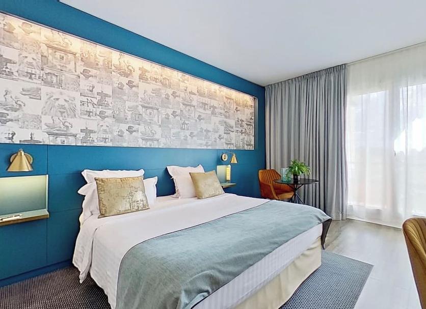 Bedroom Photo