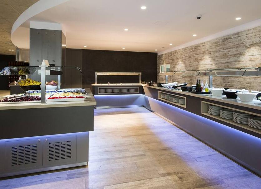 Buffet Photo