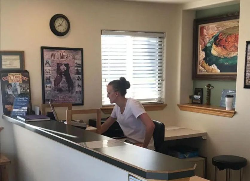 Front desk Photo