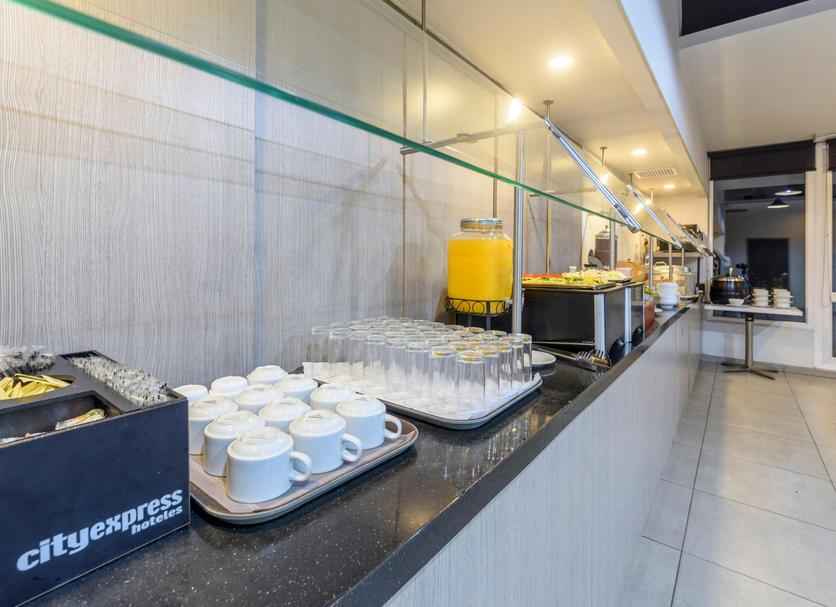 Buffet Photo