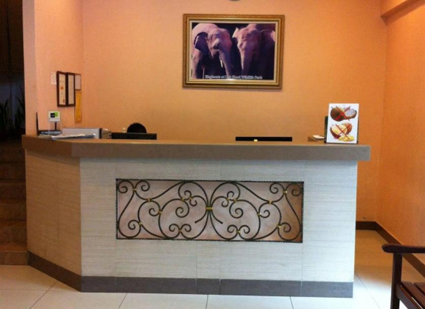 Front desk Photo