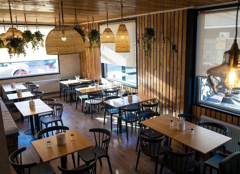 Restaurant Photo