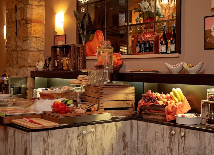 Buffet Photo