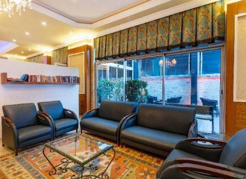 Lounge Photo