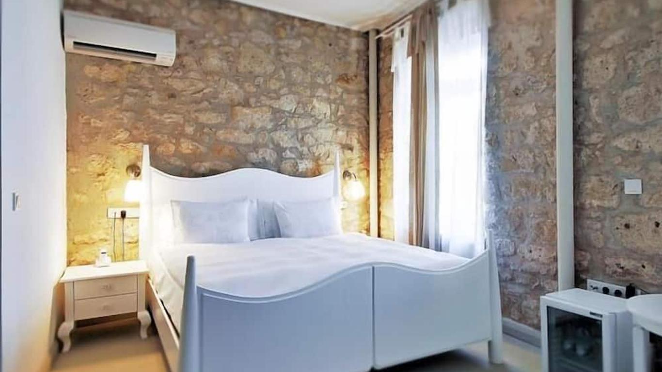 128A Hotel