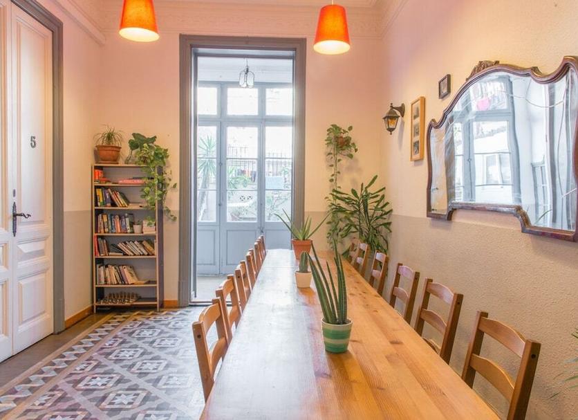 Dining room Photo