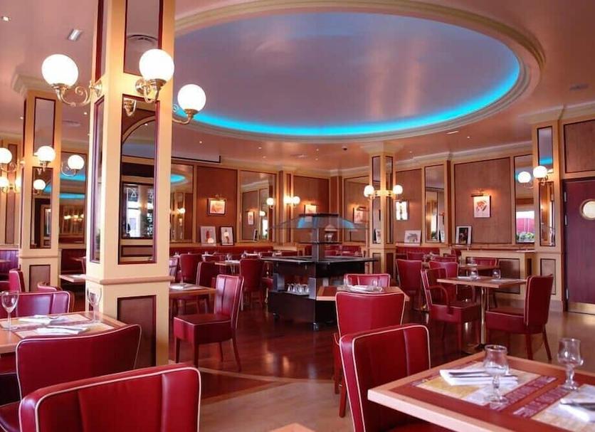 Restaurant Photo