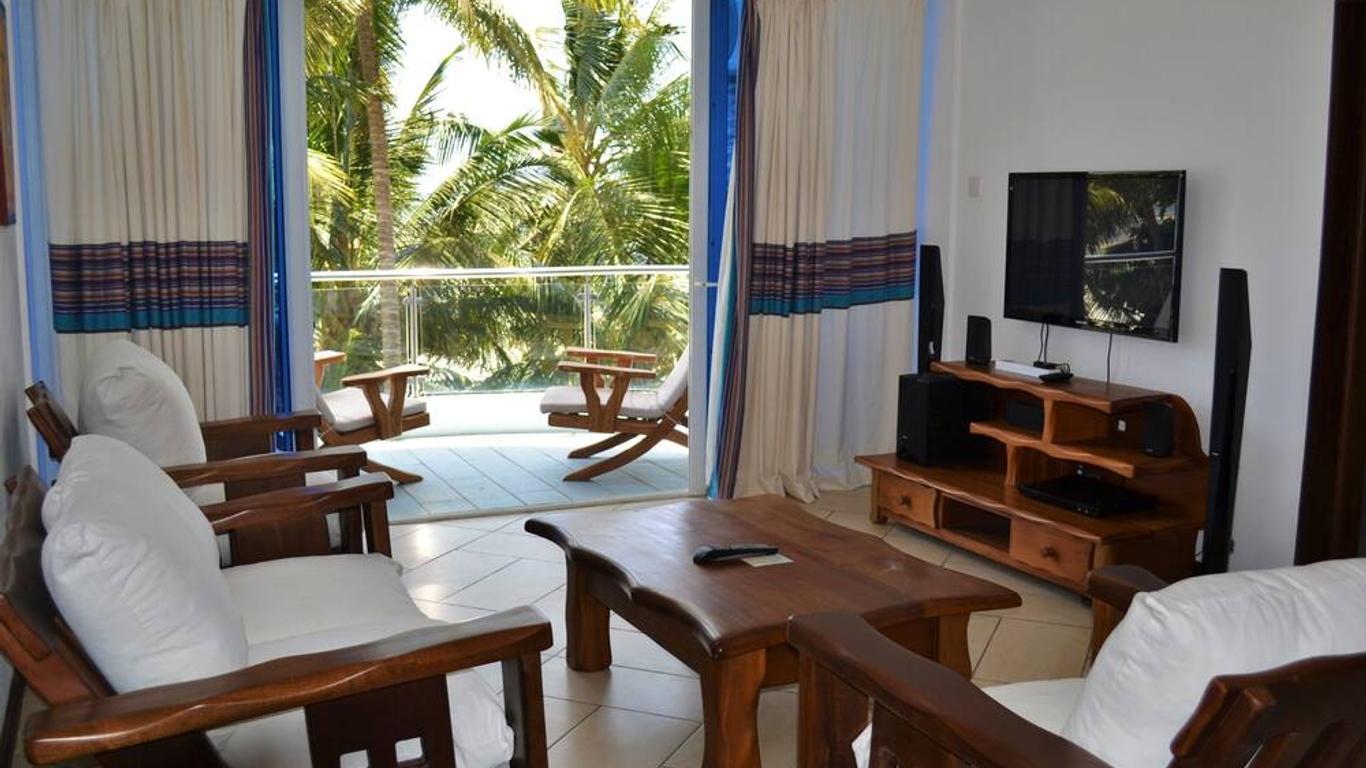Cowrie Shell Beach Apartments